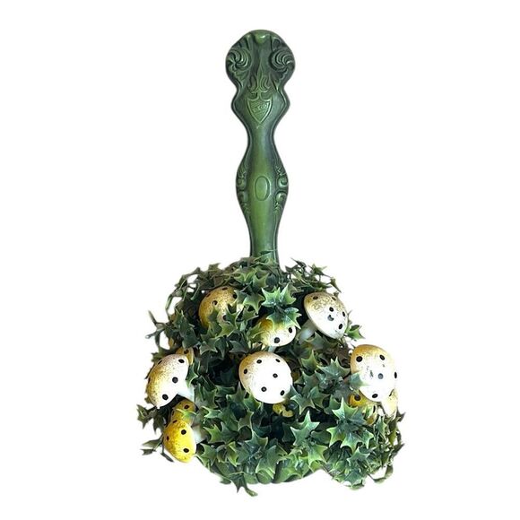 Vintage Mushroom Wall Hanging Green Iron MCM Mid Century Modern Polka Dot READ - Picture 1 of 8